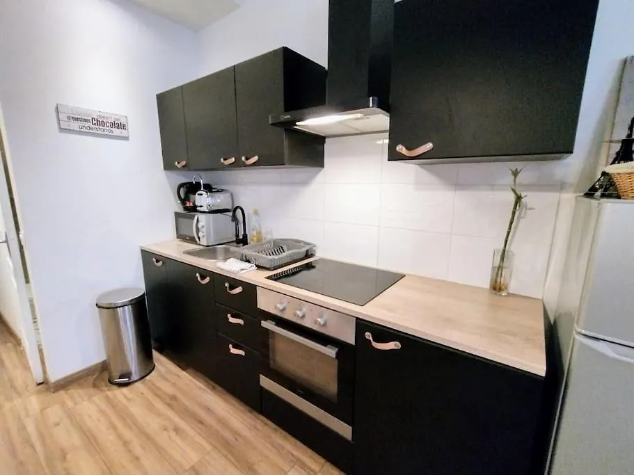 50Sqm In Old Port 2 Bedrooms Apartment 6 Max Marseille 0*,